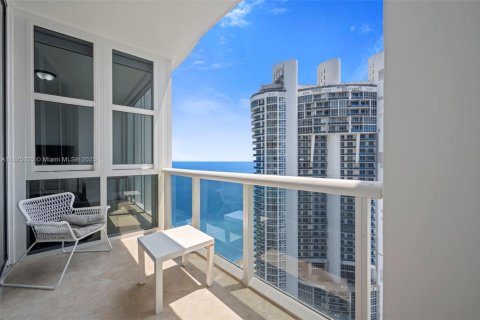 Copropriété à vendre à Sunny Isles Beach, Floride: 2 chambres, 146.51 m2 № 1979238 - photo 13