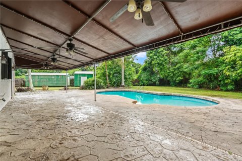 House in Homestead, Florida 4 bedrooms, 223.89 sq.m. № 1944938 - photo 19