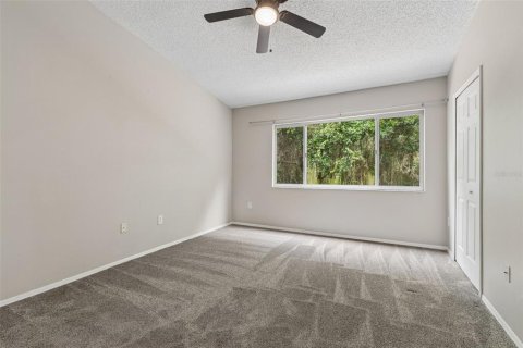 Townhouse in Wesley Chapel, Florida 2 bedrooms, 110 sq.m. № 2156017 - photo 21