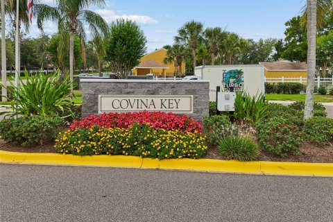 Townhouse in Wesley Chapel, Florida 2 bedrooms, 110 sq.m. № 2156017 - photo 2