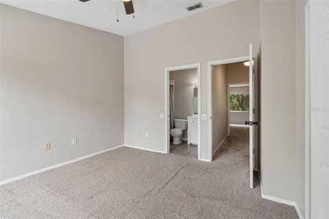 Townhouse in Wesley Chapel, Florida 2 bedrooms, 110 sq.m. № 2156017 - photo 19