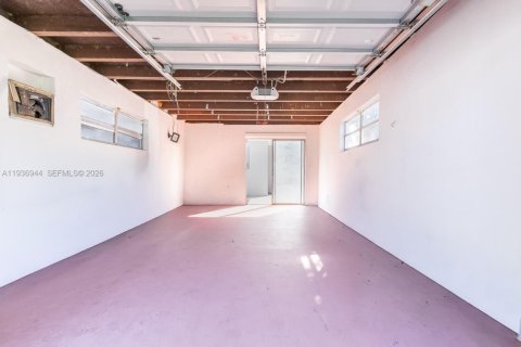 Купить таунхаус в Хайалиа, Флорида 2 спальни, 121.52м2, № 1995037 - фото 4