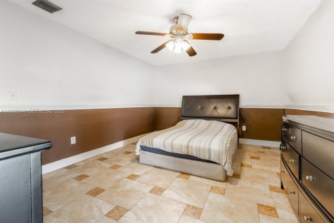 Купить таунхаус в Хайалиа, Флорида 2 спальни, 121.52м2, № 1995037 - фото 19