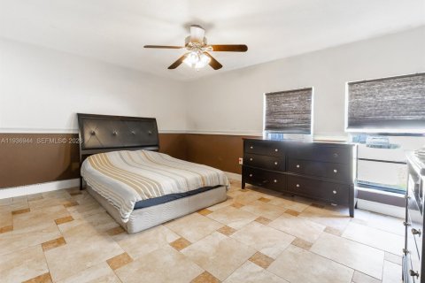 Купить таунхаус в Хайалиа, Флорида 2 спальни, 121.52м2, № 1995037 - фото 18