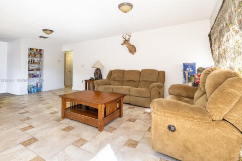 Купить таунхаус в Хайалиа, Флорида 2 спальни, 121.52м2, № 1995037 - фото 15