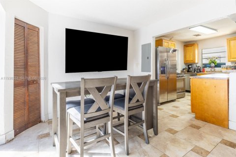 Купить таунхаус в Хайалиа, Флорида 2 спальни, 121.52м2, № 1995037 - фото 13