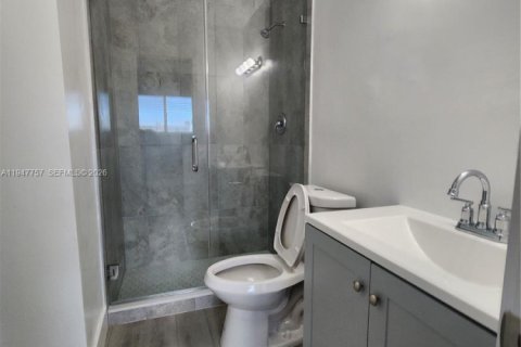 Снять в аренду кондоминиум в Майами, Флорида 2 спальни, 78.04м2, № 2003813 - фото 8