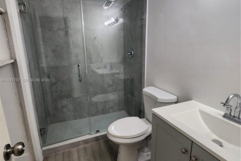 Снять в аренду кондоминиум в Майами, Флорида 2 спальни, 78.04м2, № 2003813 - фото 12