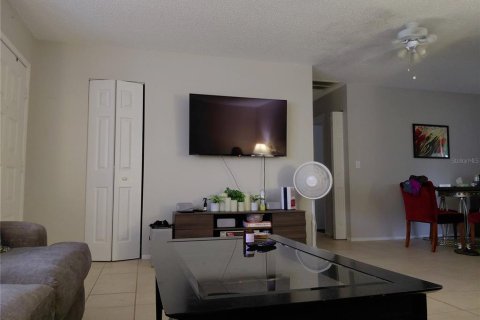 House in Venice, Florida 2 bedrooms, 97.45 sq.m. № 2214108 - photo 16