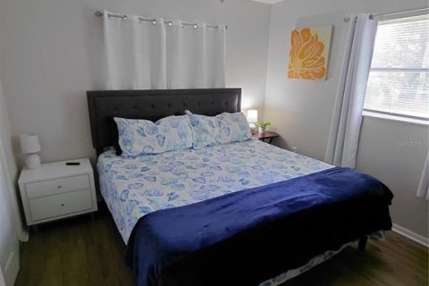 House in Venice, Florida 2 bedrooms, 97.45 sq.m. № 2214108 - photo 18