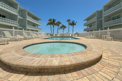 Copropriété à louer à Cocoa Beach, Floride: 1 chambre, 70.05 m2 № 2155817 - photo 3