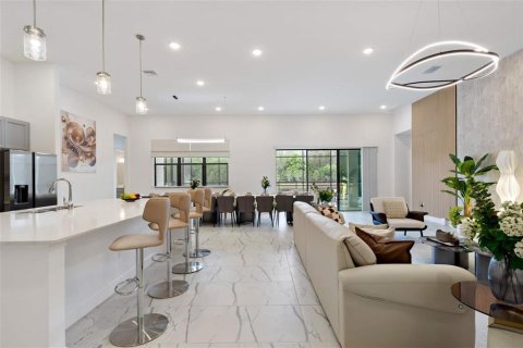 Villa ou maison à vendre à Kissimmee, Floride: 15 chambres, 585.56 m2 № 2097247 - photo 28