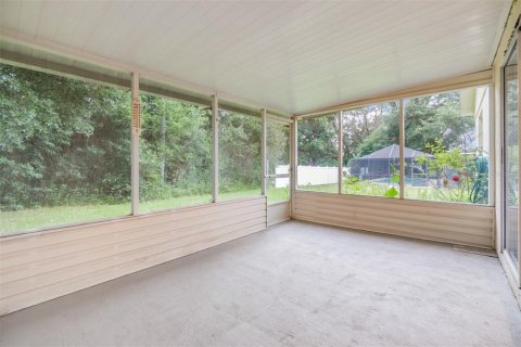 House in Zephyrhills, Florida 3 bedrooms, 137.31 sq.m. № 1307110 - photo 5
