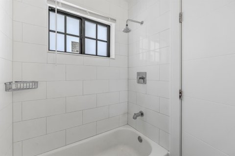Casa en venta en Fort Lauderdale, Florida, 3 dormitorios, 111.11 m2 № 2083308 - foto 24