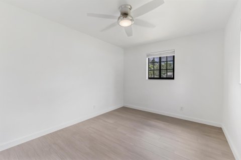 Casa en venta en Fort Lauderdale, Florida, 3 dormitorios, 111.11 m2 № 2083308 - foto 19