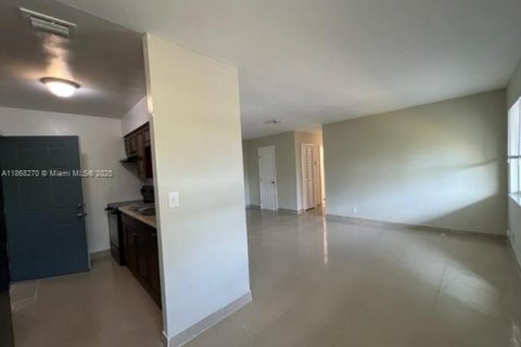 Appartement à louer à Lake Park, Floride: 2 chambres № 1897548 - photo 3