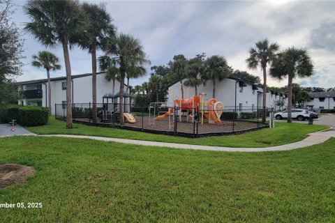 Condo in Orlando, Florida, 1 bedroom  № 1913092 - photo 6