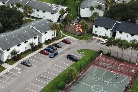 Condo in Orlando, Florida, 1 bedroom  № 1913092 - photo 27