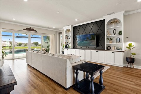 House in Wesley Chapel, Florida 5 bedrooms, 328.97 sq.m. № 2167112 - photo 9