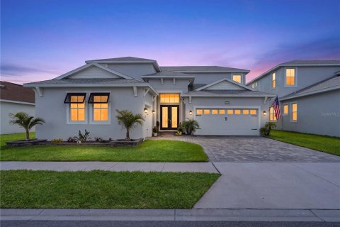 House in Wesley Chapel, Florida 5 bedrooms, 328.97 sq.m. № 2167112