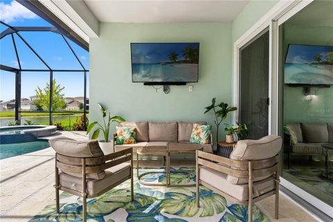 House in Wesley Chapel, Florida 5 bedrooms, 328.97 sq.m. № 2167112 - photo 21