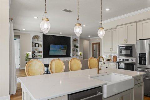 House in Wesley Chapel, Florida 5 bedrooms, 328.97 sq.m. № 2167112 - photo 15