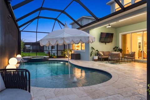 House in Wesley Chapel, Florida 5 bedrooms, 328.97 sq.m. № 2167112 - photo 2
