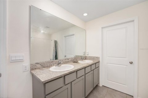 Casa en venta en Ocala, Florida, 5 dormitorios, 247.21 m2 № 2232547 - foto 10