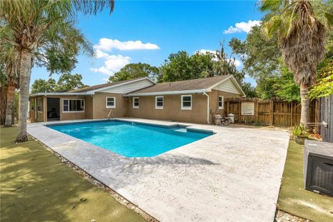House in Belleview, Florida 4 bedrooms, 164.99 sq.m. № 2221484 - photo 4