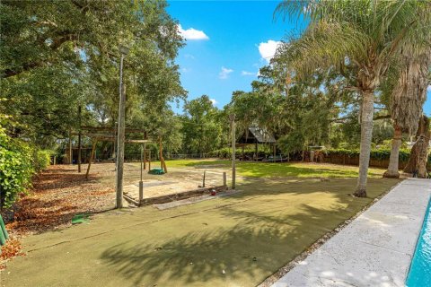 House in Belleview, Florida 4 bedrooms, 164.99 sq.m. № 2221484 - photo 28
