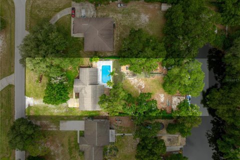 House in Belleview, Florida 4 bedrooms, 164.99 sq.m. № 2221484 - photo 16