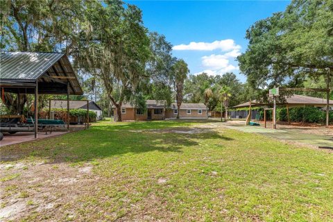 House in Belleview, Florida 4 bedrooms, 164.99 sq.m. № 2221484 - photo 17