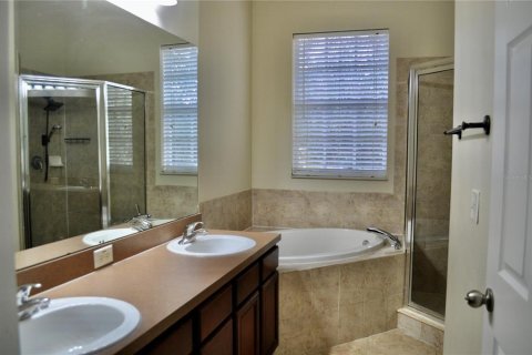 Townhouse in Tampa, Florida 2 bedrooms, 148.46 sq.m. № 1522096 - photo 26