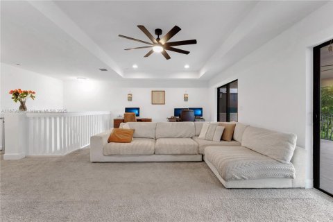 House in Pompano Beach, Florida 3 bedrooms, 179.49 sq.m. № 1928884 - photo 14
