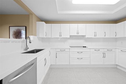 Condominio en venta en Fort Lauderdale, Florida, 3 dormitorios, 241.55 m2 № 1990998 - foto 15