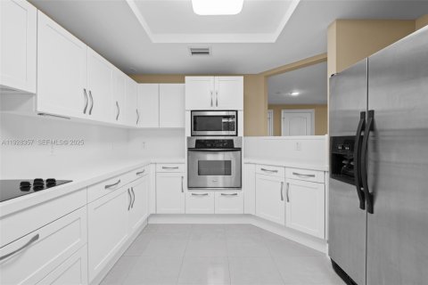 Condominio en venta en Fort Lauderdale, Florida, 3 dormitorios, 241.55 m2 № 1990998 - foto 17