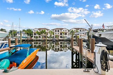 Condominio en venta en Fort Lauderdale, Florida, 3 dormitorios, 241.55 m2 № 1990998 - foto 5