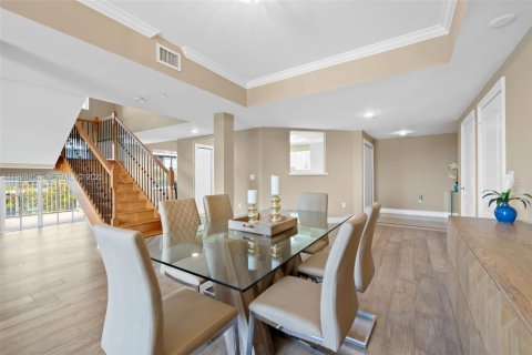 Condominio en venta en Fort Lauderdale, Florida, 3 dormitorios, 241.55 m2 № 1990998 - foto 14