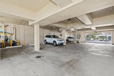 Condominio en venta en Fort Lauderdale, Florida, 3 dormitorios, 241.55 m2 № 1990998 - foto 30