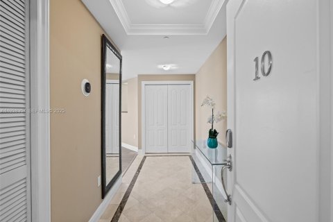 Condominio en venta en Fort Lauderdale, Florida, 3 dormitorios, 241.55 m2 № 1990998 - foto 10