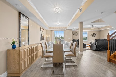 Condominio en venta en Fort Lauderdale, Florida, 3 dormitorios, 241.55 m2 № 1990998 - foto 11