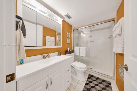 Copropriété à vendre à Deerfield Beach, Floride: 2 chambres, 128.21 m2 № 2025923 - photo 14