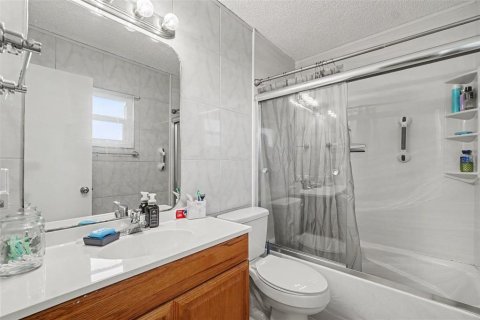 Casa en venta en Port Charlotte, Florida, 3 dormitorios, 111.76 m2 № 2223692 - foto 19