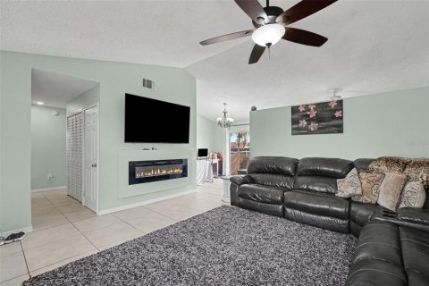 Casa en venta en Port Charlotte, Florida, 3 dormitorios, 111.76 m2 № 2223692 - foto 9