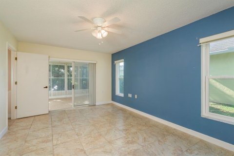 House in Spring Hill, Florida 2 bedrooms, 166.11 sq.m. № 1838188 - photo 20