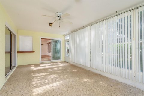 House in Spring Hill, Florida 2 bedrooms, 166.11 sq.m. № 1838188 - photo 29