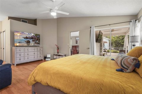 House in Sarasota, Florida 3 bedrooms, 101.91 sq.m. № 1916208 - photo 21