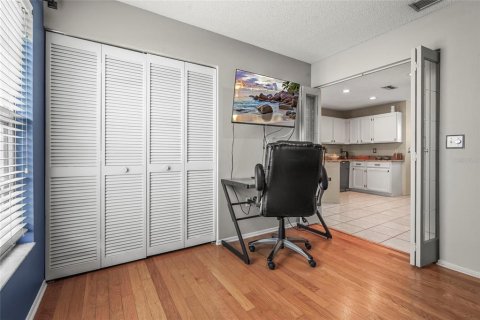 House in Sarasota, Florida 3 bedrooms, 101.91 sq.m. № 1916208 - photo 30