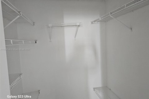 Copropriété à vendre à Miami, Floride: 2 chambres, 84.26 m2 № 2046265 - photo 19