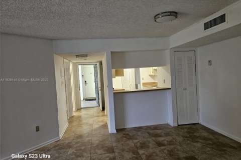 Copropriété à vendre à Miami, Floride: 2 chambres, 84.26 m2 № 2046265 - photo 15